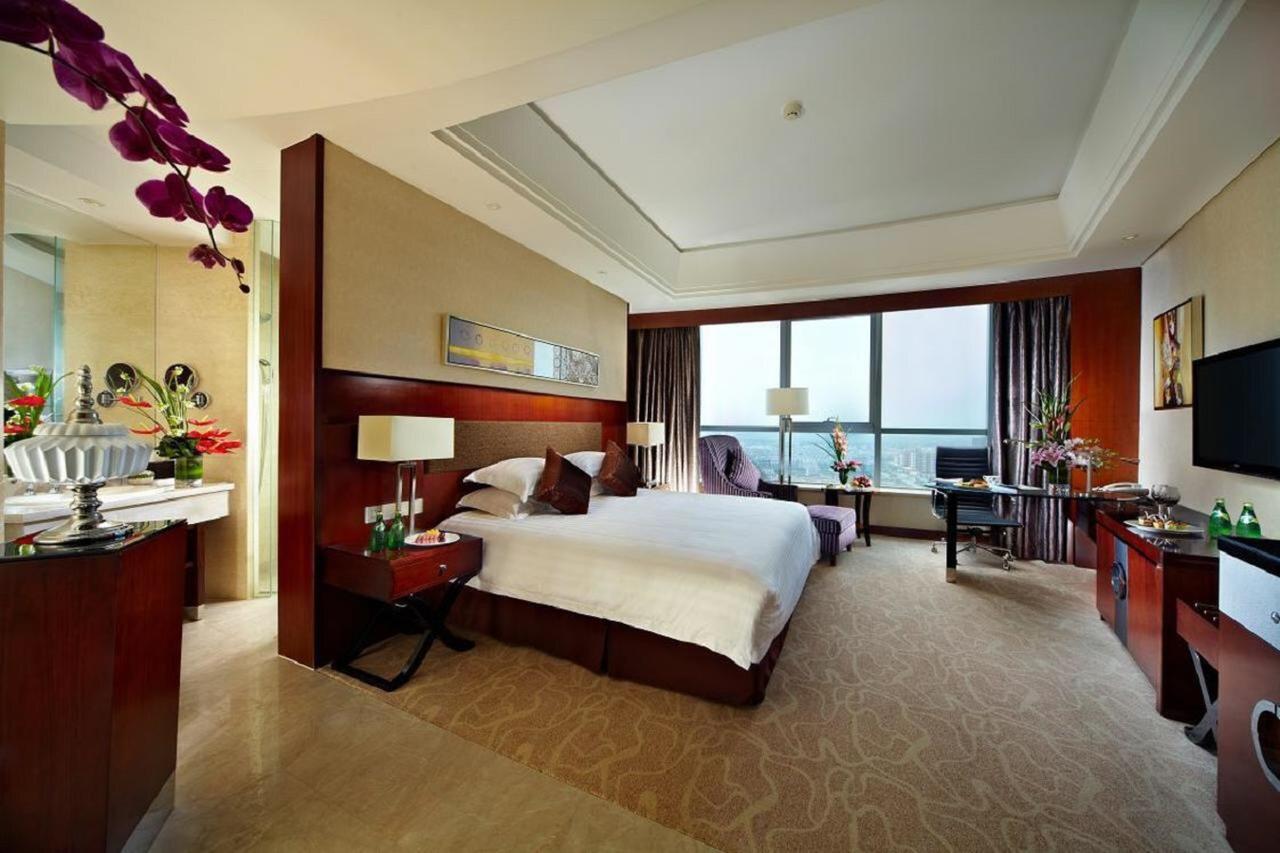 Jurong Yukun New Century Hotel Jiangsu Zimmer foto